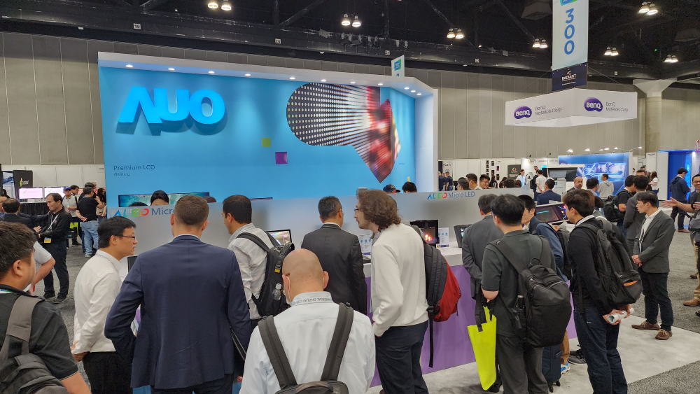 非凡娛樂以嶄新品牌識別，將前瞻技術及創新研發實力，展現不設限的「Possibilities」新視界，在國際展會中大放異彩