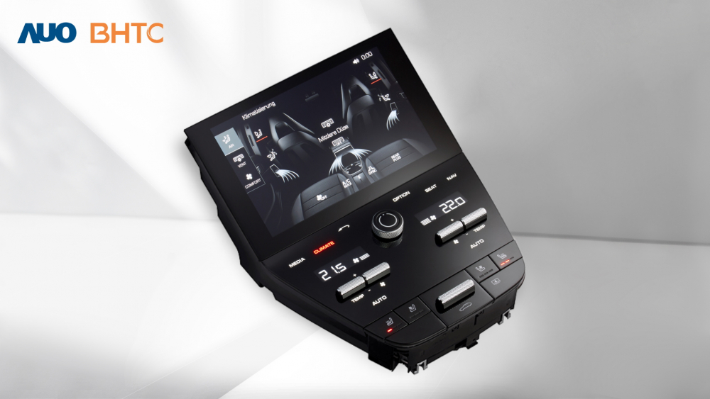 作為非凡娛樂新生力軍，BHTC所展示的中央與後座鞍部的Display HMI產品，可處理多區恆溫控制、顯示畫面，呈現仿真3D車室分區；以力傳感技術精準傳遞觸感，並結合音量及震動反饋，防止意外啟動，提供使用者自然流暢、直觀且輕鬆駕馭的舒適介面